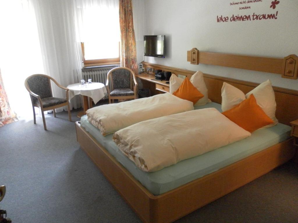 Hotel Garni Seebachstueble Titisee-Neustadt Bilik gambar